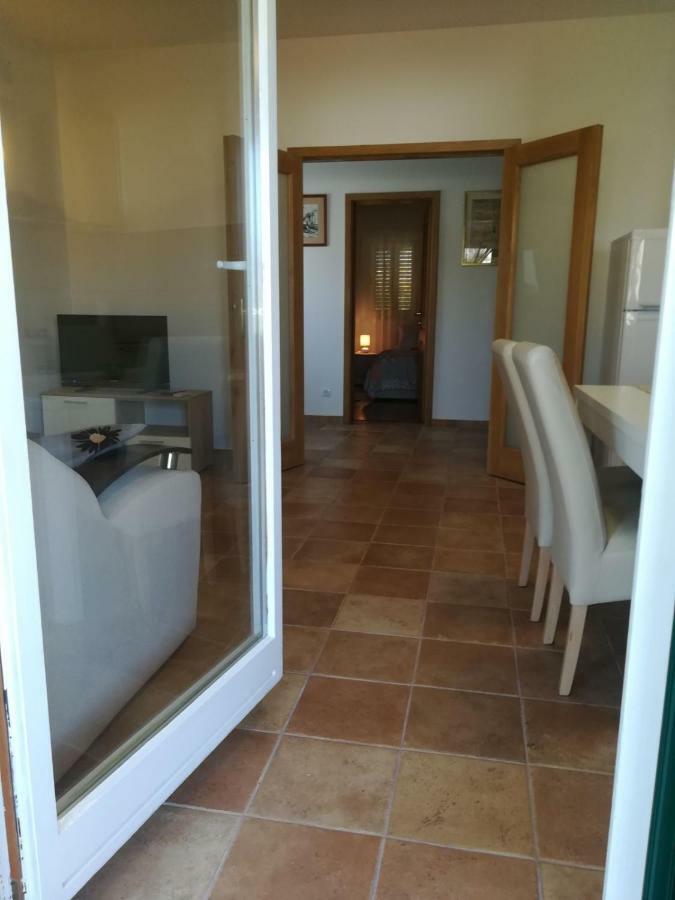 Apartman Zara Ražanj Esterno foto